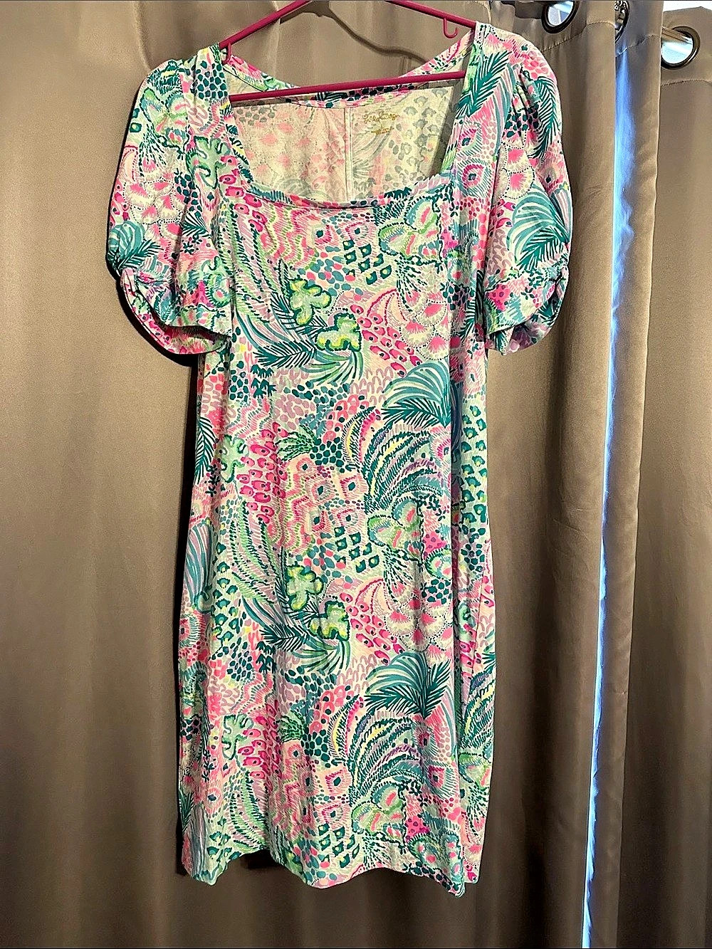 Lilly Pulitzer Floral Mini Dress in Pink & Green Like New - Picture 2 of 6